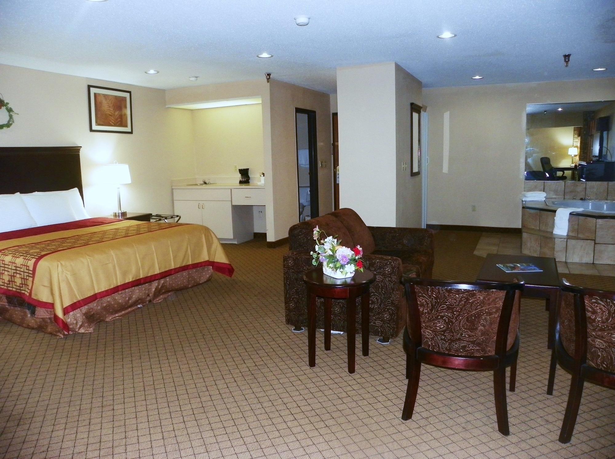 Royalton Inn & Suites Upper Sandusky Esterno foto