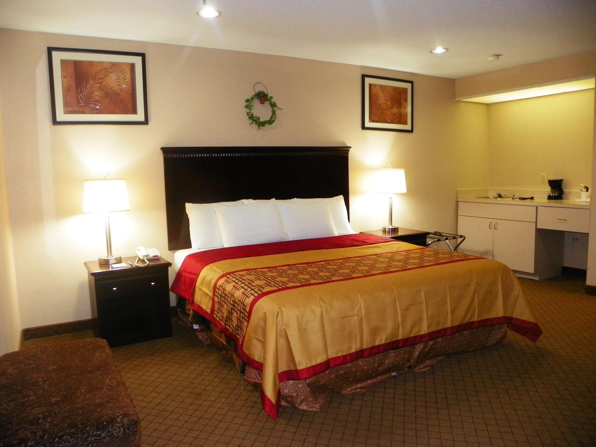 Royalton Inn & Suites Upper Sandusky Esterno foto
